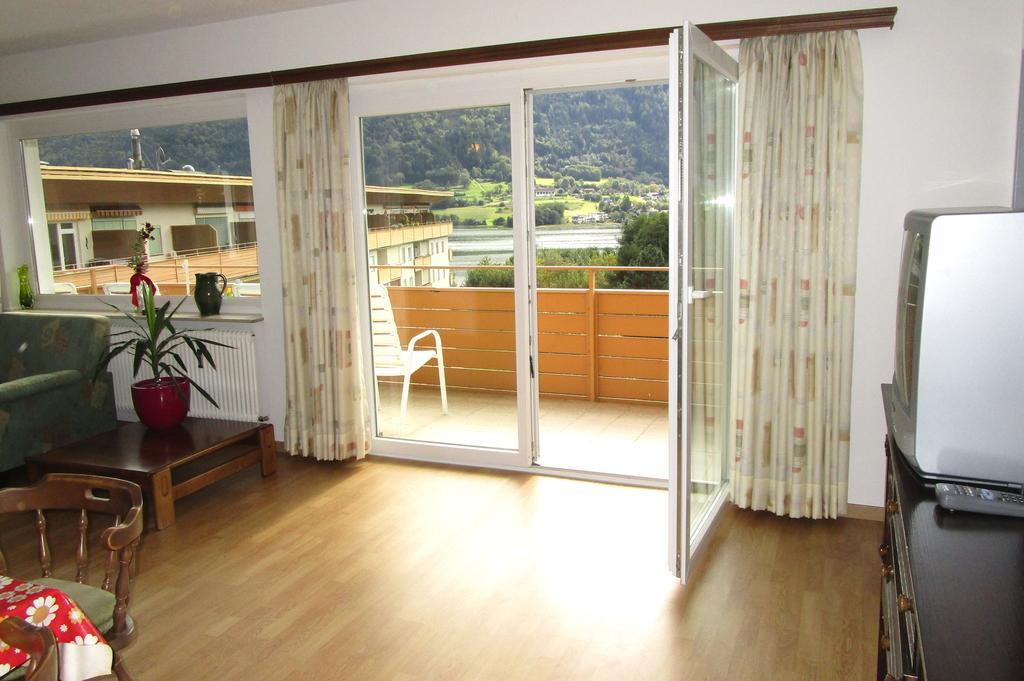 Kaspar Haus Kmb Seeblick Appartement Am Ossiacher See Mit Direktem Seezugang, Hallenbad Bodensdorf Extérieur photo